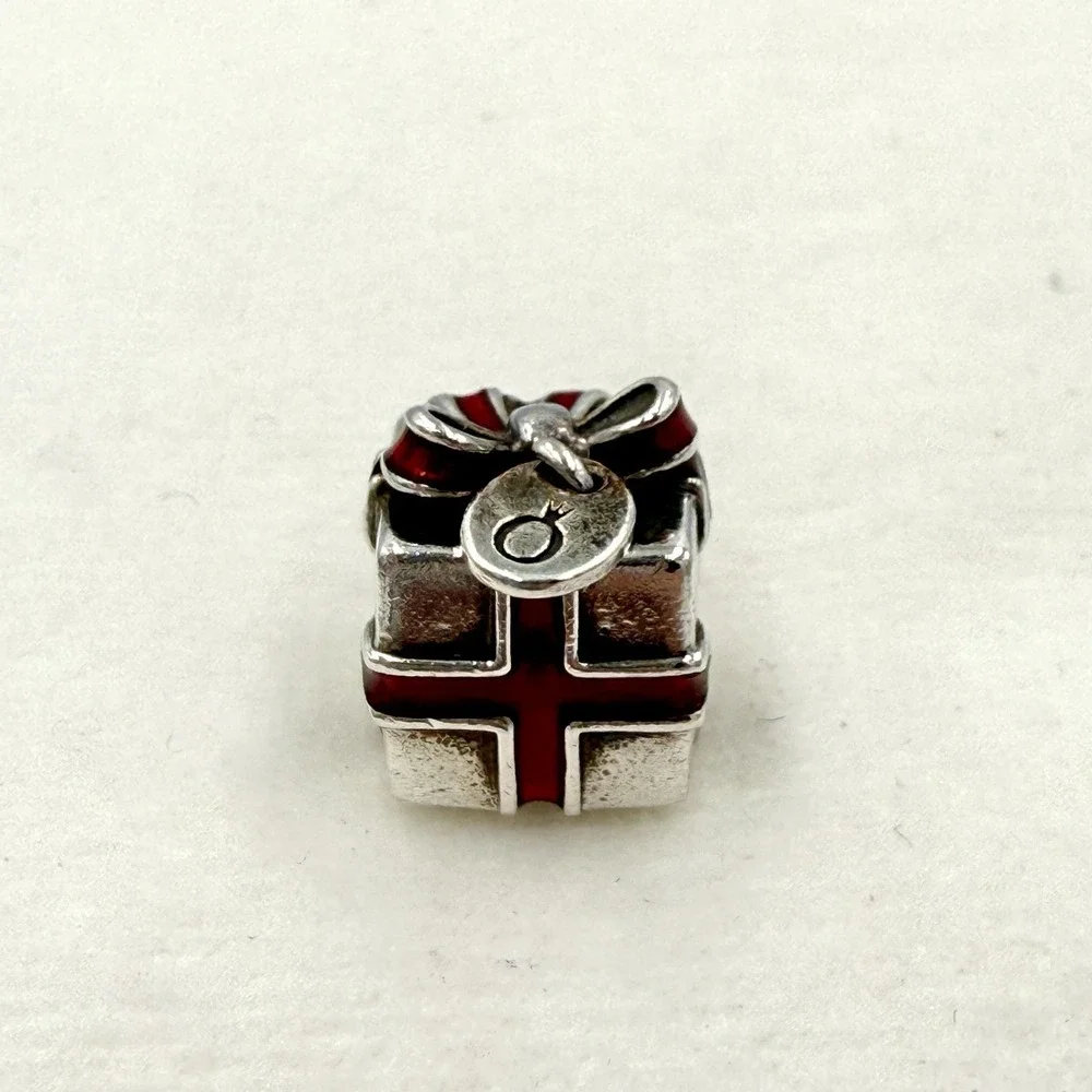 Pandora Red Gift Present Bead Charm in Sterling Silver .925 Christmas Holiday - Picture 1 of 7